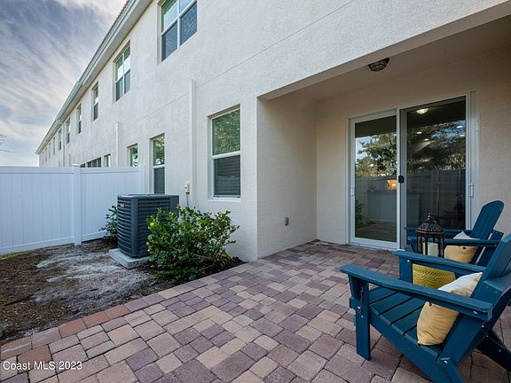 4th image of 1460 Isabella Dr Unit 102