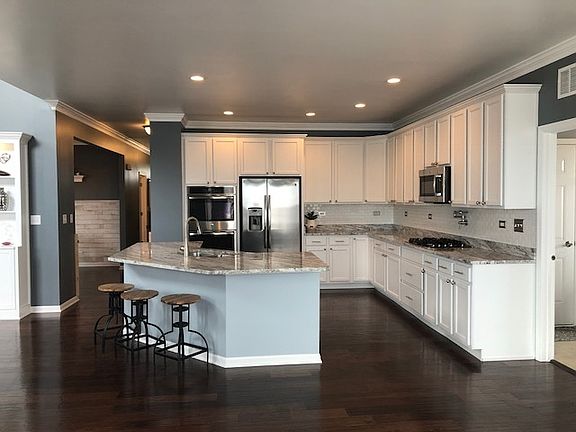 3rd image of 12732 Timber Wood Cir