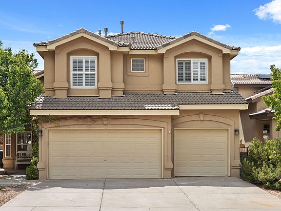 2nd image of 9119 Autumn Rose Dr NE