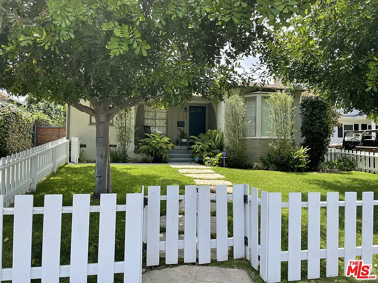 8011 Stewart Ave — Photo 1