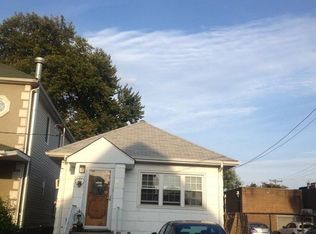 51 Hudson Pl, Staten Island, NY 10303