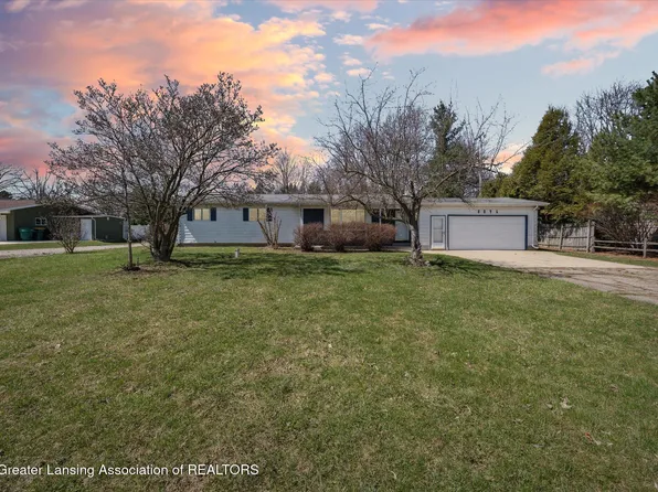 8096 Seymour Rd, Gaines, MI 48436