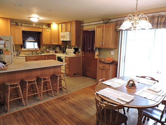 3rd image of 203 Fisher Ave