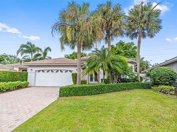 2nd image of 16686 Madrid Ct