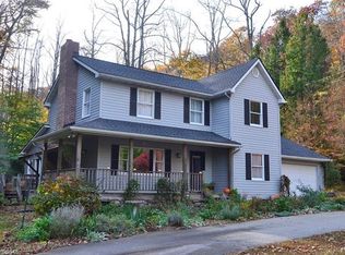 1081 Garren Creek Rd, Fairview, NC 28730
