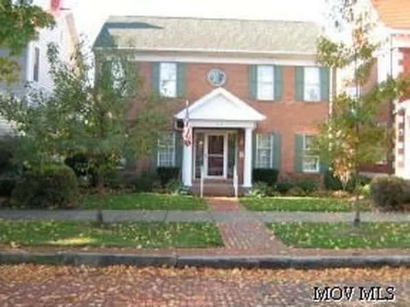 519 5th St, Marietta, OH 45750