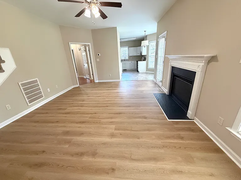 2509 Kentford Ct — Photo 7