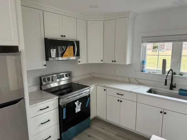 65 Ossipee Trl E Unit 2, Standish, ME 04084