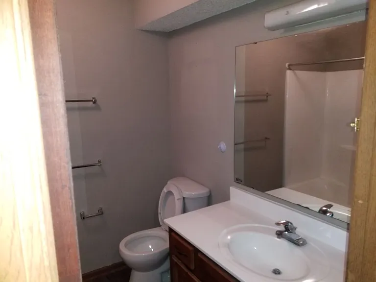 209 W Main St — Photo 22