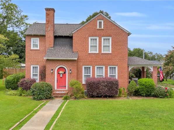 308 Retreat St, Westminster, SC 29693