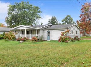 33 Lerczak Dr, Angola, NY 14006