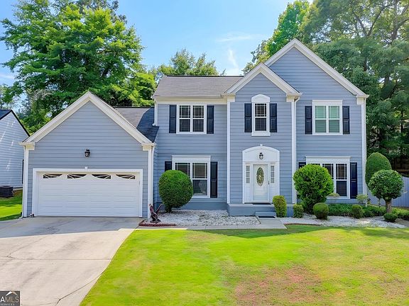 2nd image of 302 Cimarron Way