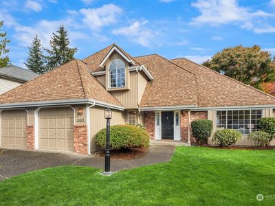 10025 35th Avenue NE, Seattle, WA, 98125