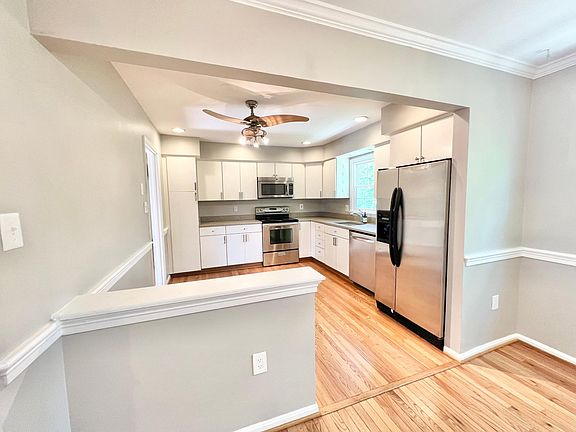 5th image of 1400 Oakbrooke Ave