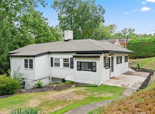 1726 Younger Ave, Pittsburgh, PA 15216