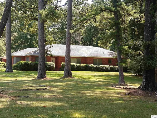 1614 Country Club Rd, Bastrop, LA 71220