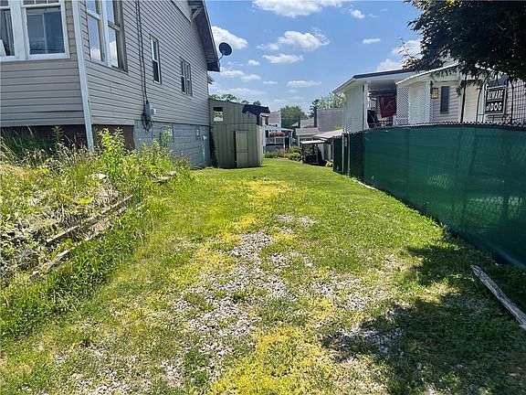 4th image of 304 Fell St