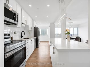 50 Elm Dr E #1901, Mississauga, ON