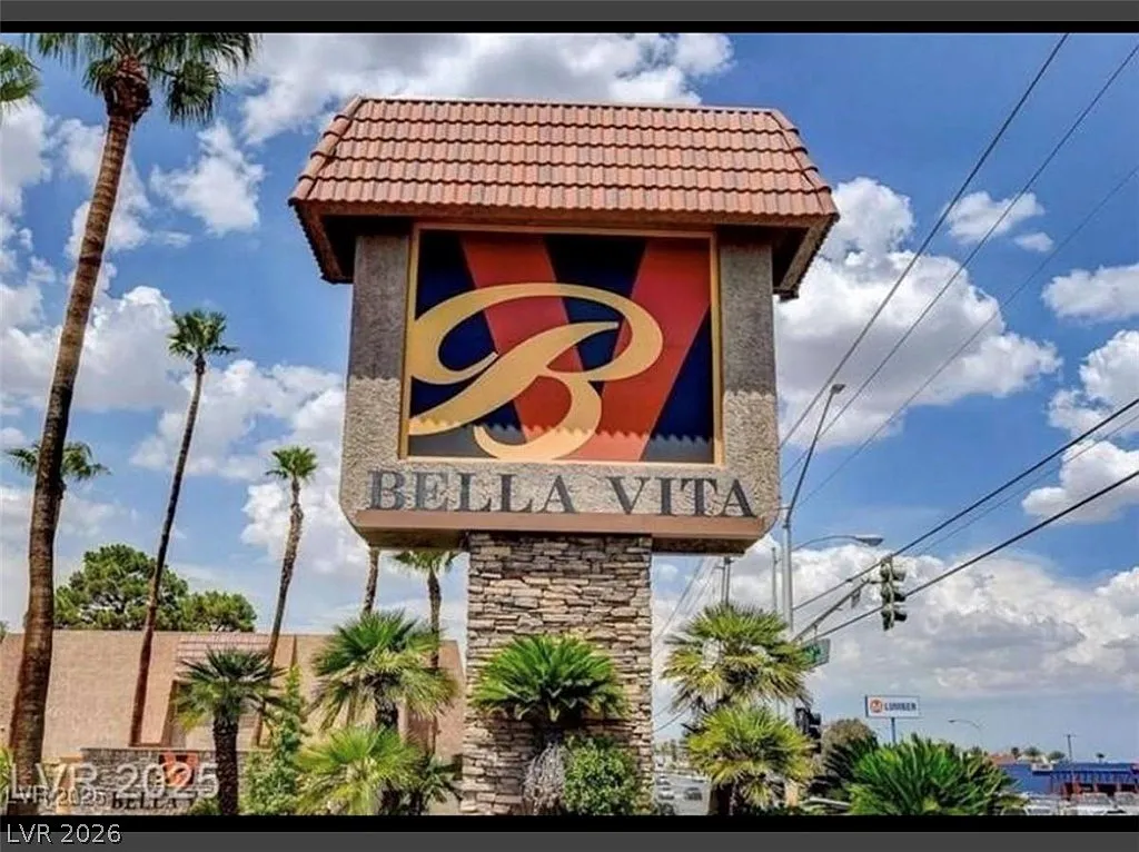 1 bed, 1.0 bath, 700 sqft, $1,450 — Photo 1