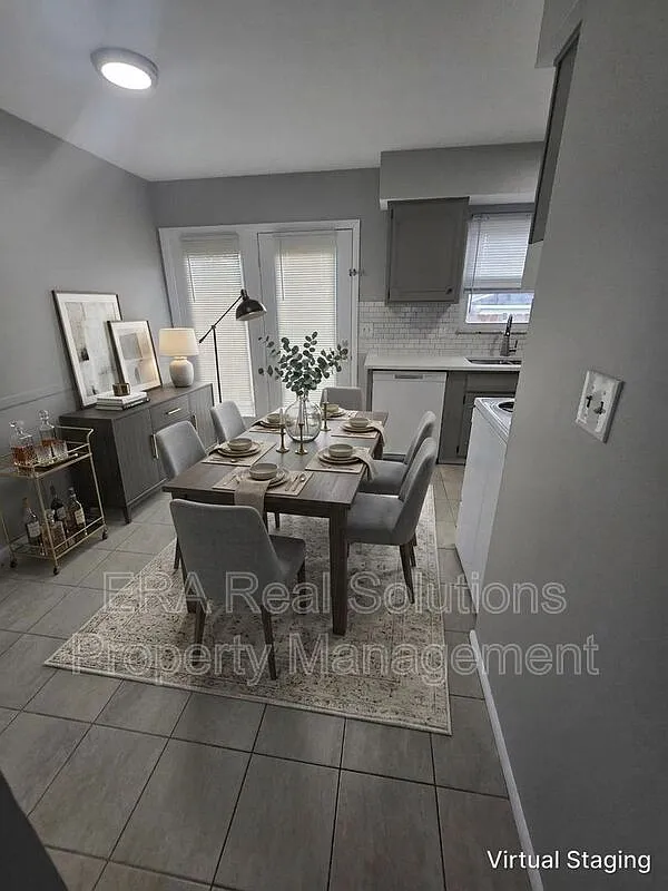 3 bed, 1.5 bath, 1056 sqft, $1,350 — Photo 3