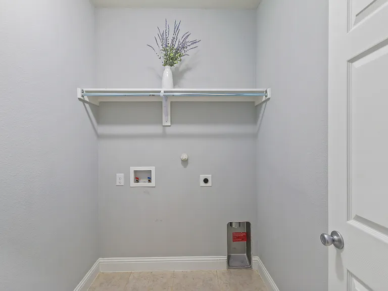 4424 Overbrook Dr — Photo 23