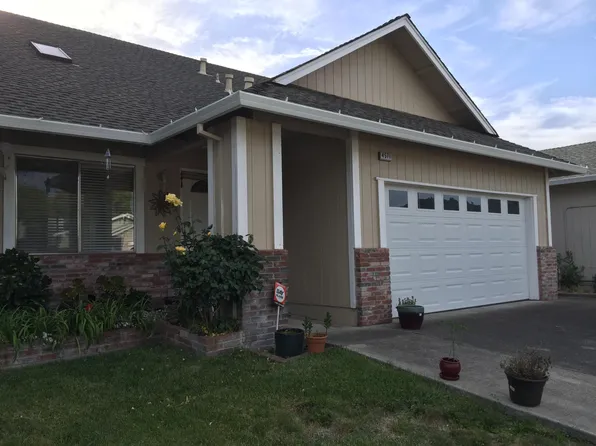 4571 Heron Ct, Rohnert Park, CA 94928