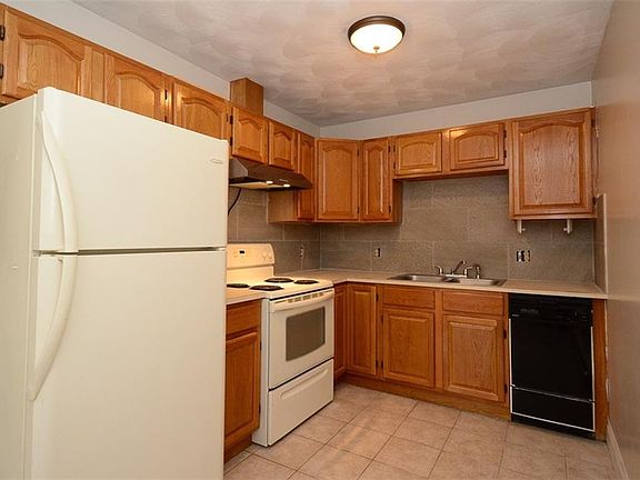2nd image of 66 Nashua St #201