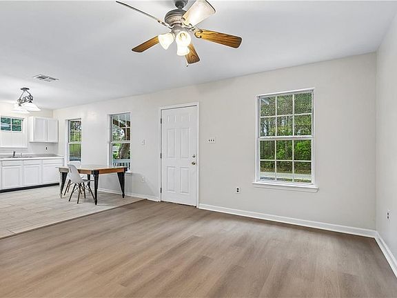 2nd image of 19390 Slemmer Rd