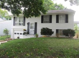 3131 Coral Ln SW, Cedar Rapids, IA 52404