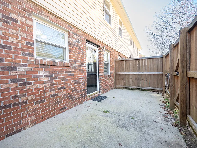 415 Parkdale Dr #18C — Photo 27