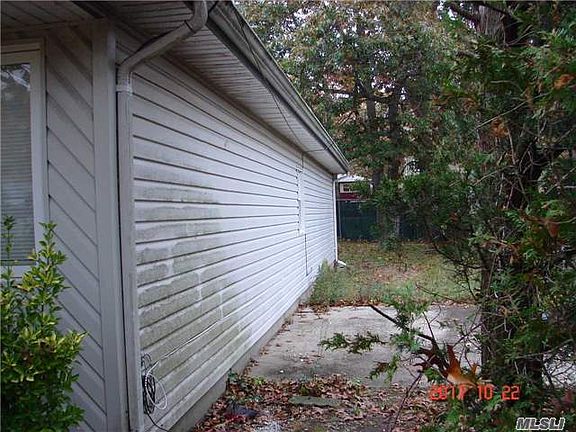 2nd image of 99 Coventry Ave