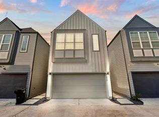 2928 Stevens St, Houston, TX 77026