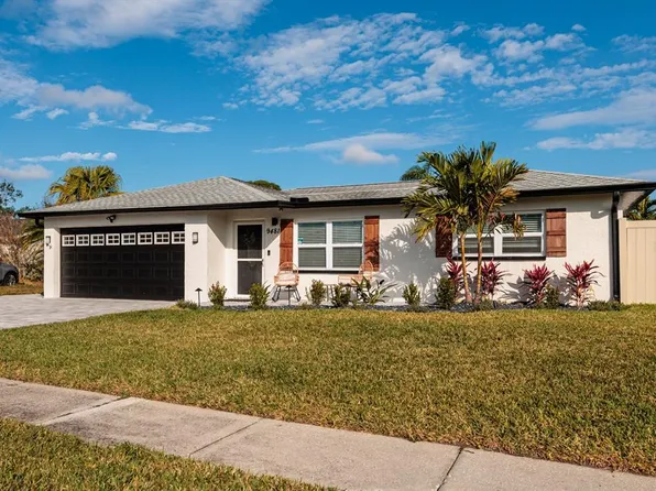 9481 Monica Dr, Seminole, FL 33777