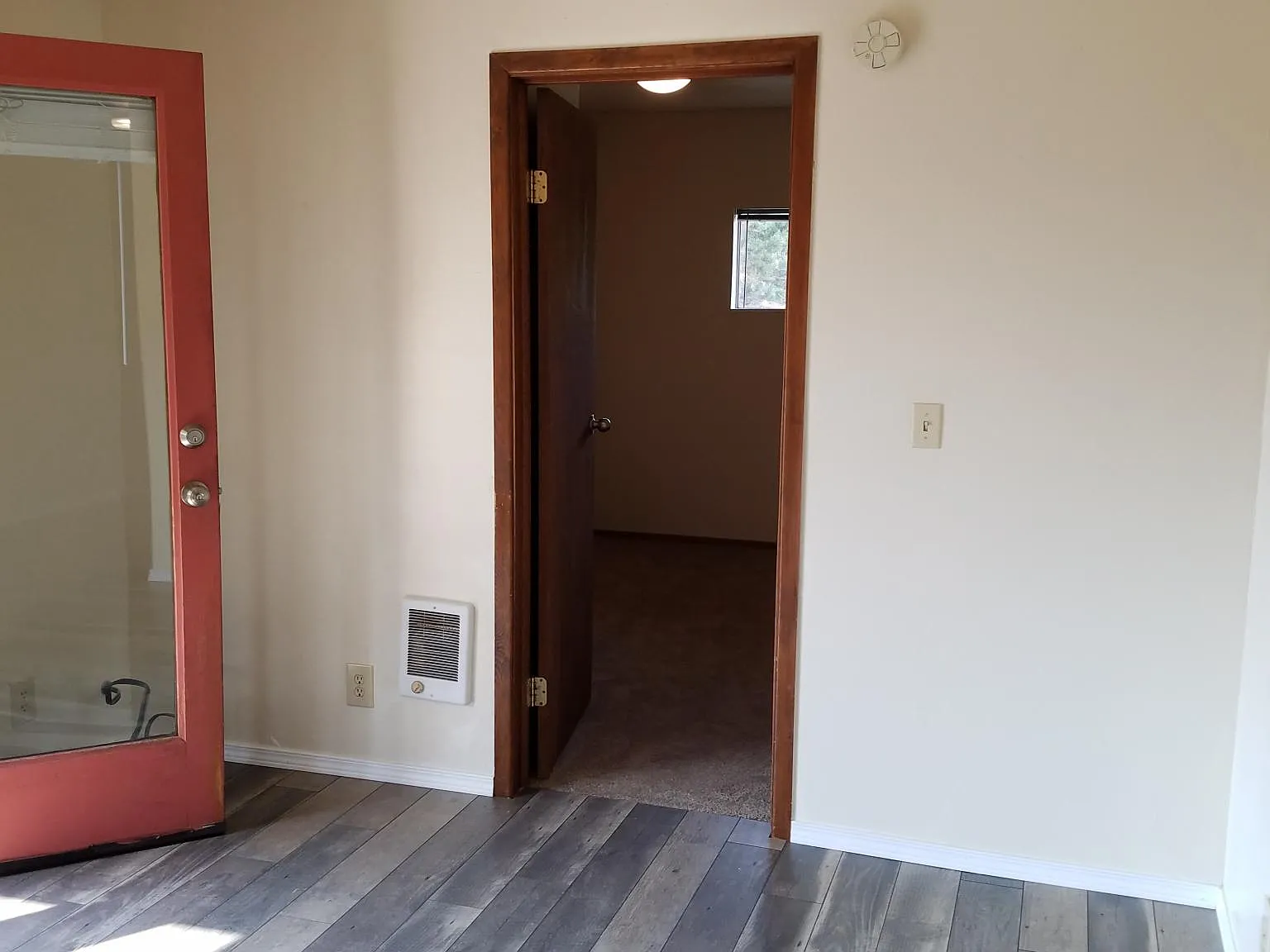 2 bed, 850 sqft, $1,250 — Photo 3