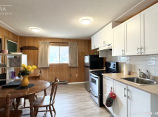 744 Erbsville Rd #A, Waterloo, ON N2J3Z4