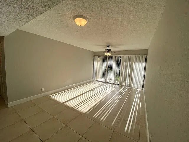 1601 Windorah Way G - 1 — Photo 3