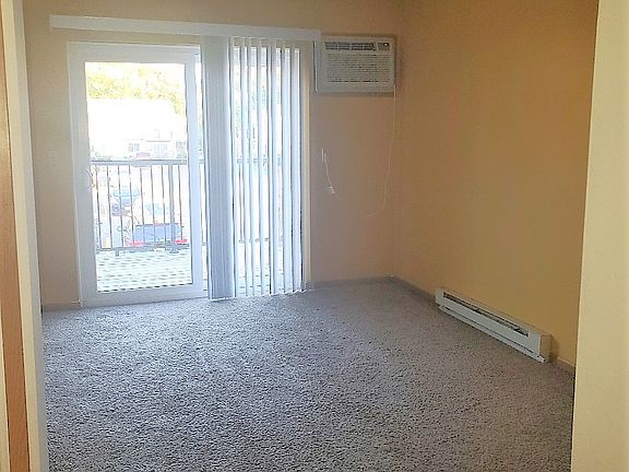 5th image of 580 Spring St APT G5