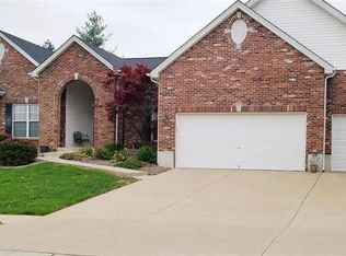 4067 Jacobs Lndg, Saint Charles, MO