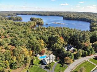 13 Jamie Ln, Hopkinton, MA 01748