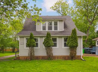 19 Dewhurst Ave, Bedford, OH