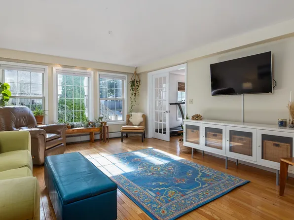 46 Columbia Street #2, Portsmouth, NH 03801