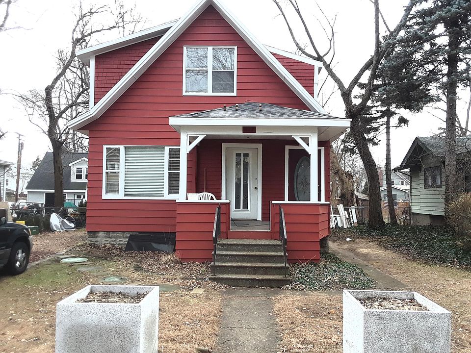 1st image of 127 W Harrison Ave #2