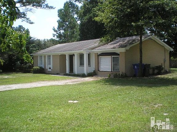 3rd image of 9654 Blake Circle NE