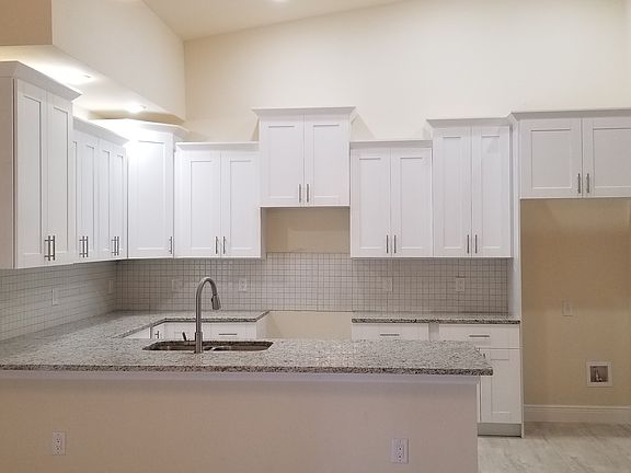 3rd image of 2915 4th St W