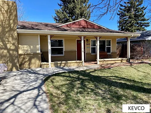 2416 Poplar Dr Photo 1
