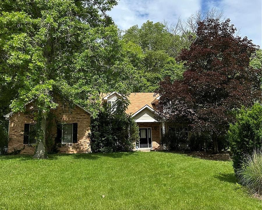 1st image of 1267 Chateau Woods Dr