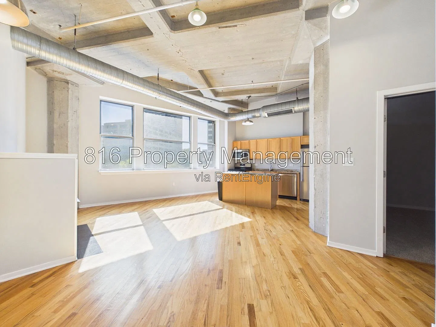 2 bed, 2.0 bath, 1112 sqft, $1,950 — Photo 2