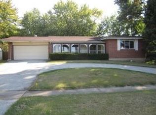 1696 Schulte Rd, Saint Louis, MO