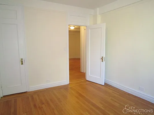 Rented by City Connections Realty | media 26