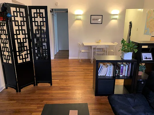 Rented by Joe Gotham LTD | media 3